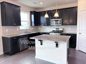 229 Willow Grove Ln in Fuquay Varina, NC - Building Photo - Building Photo