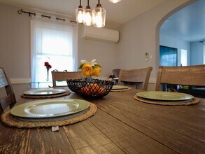 80 Mauran St in Cranston, RI - Building Photo - Building Photo