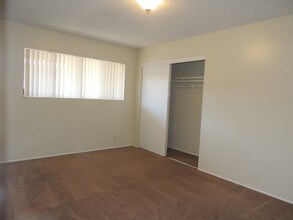 1612 Cedar Ave in Long Beach, CA - Building Photo - Building Photo