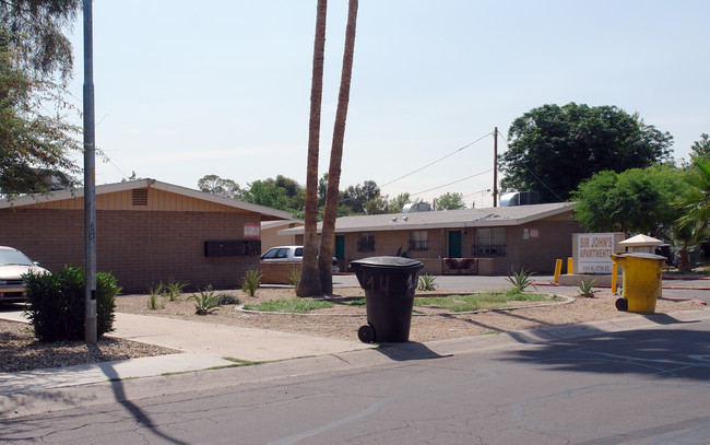 Villa Sienna Apartment Homes in Phoenix, AZ - Building Photo - Building Photo