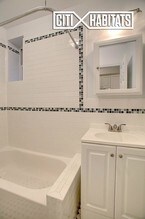 206 W 96th St-Unit -2B in New York, NY - Building Photo - Building Photo