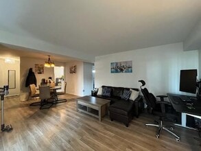 6030 N Sheridan Rd, Unit 513 in Chicago, IL - Foto de edificio - Building Photo