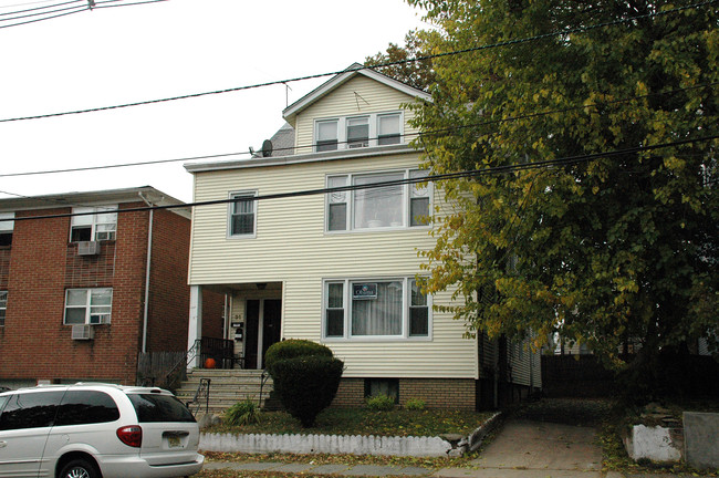 33 40th St in Irvington, NJ - Building Photo - Building Photo