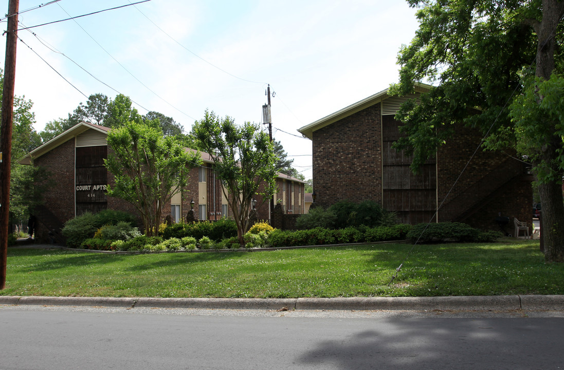 414 Raynor St in Durham, NC - Foto de edificio