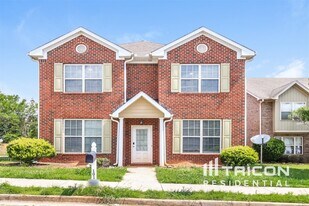 101 Daisy Cir in Mcdonough, GA - Building Photo
