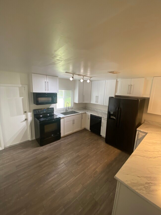 5210 Sunrise Blvd in Orlando, FL - Building Photo - Building Photo