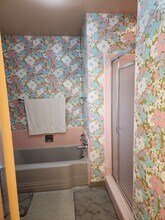 317 W Banbury Dr in Stockton, CA - Foto de edificio - Building Photo