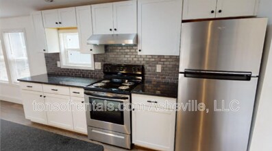70 Woodscape Dr in Mills River, NC - Building Photo - Building Photo