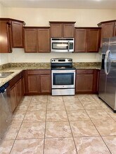 2621 Lantern Hill Ave in Brandon, FL - Building Photo - Building Photo