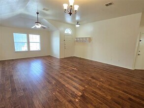 5453 Caribou Ridge Dr in Watauga, TX - Building Photo - Building Photo