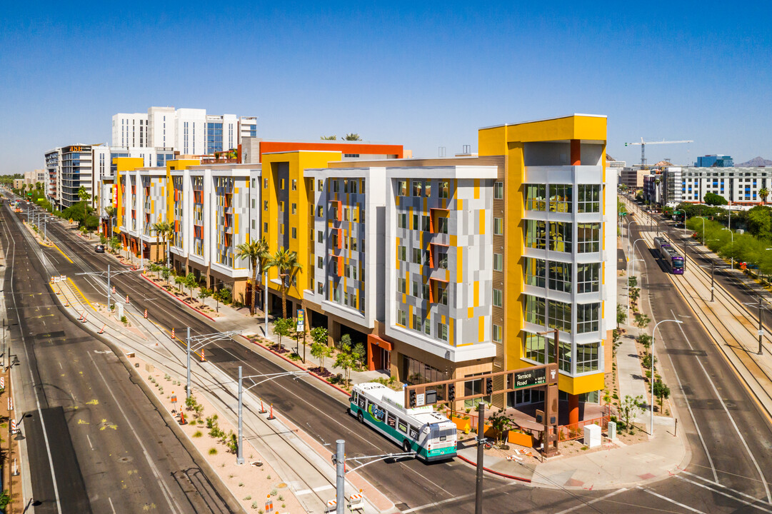 The Apollo in Tempe, AZ - Foto de edificio