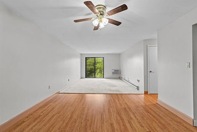 1321 Worcester Rd in Framingham, MA - Building Photo - Building Photo