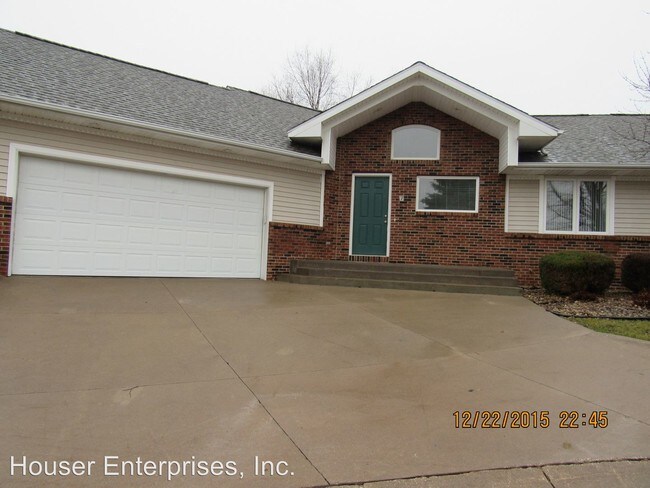 7 Redtail Ct in Coralville, IA - Foto de edificio - Building Photo