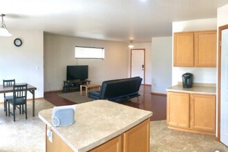 5502 Glenmore Vlg Dr SE in Olympia, WA - Building Photo - Building Photo