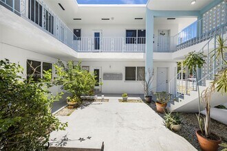 501 NE 82nd Terrace in Miami, FL - Building Photo - Building Photo