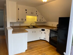 356 Rabbit Valley Rd in Oxford, ME - Building Photo - Building Photo