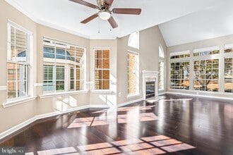 412 Overlook Dr in Occoquan, VA - Building Photo - Building Photo