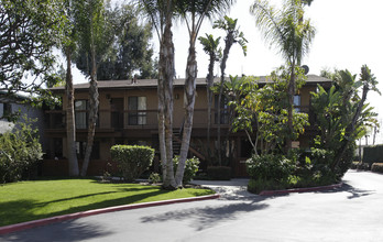 Bay Timbers Apartments in Costa Mesa, CA - Building Photo - Building Photo