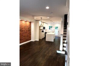 126 N Wayne St in West Chester, PA - Building Photo - Building Photo