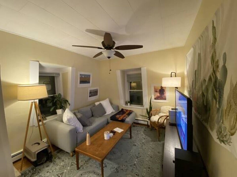 12 Claremon St in Somerville, MA - Building Photo