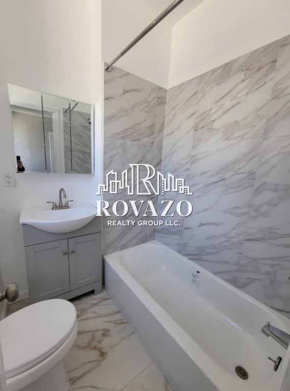 16 Duryea St in Newark, NJ - Foto de edificio - Building Photo