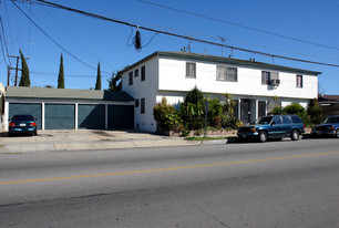 313-315 E Arbor Vitae St Apartments