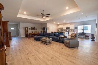 1594 Amaya Ln in Gulf Breeze, FL - Building Photo - Building Photo