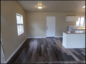 8 Janmar Dr in Little Rock, AR - Building Photo - Building Photo