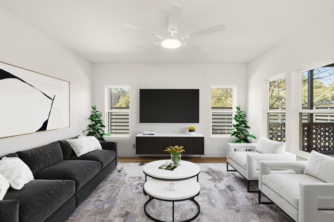 property at 814 W Mary St