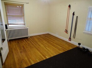 243 Pennsylvania Blvd in Pittsburgh, PA - Building Photo - Building Photo