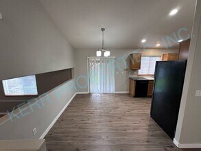 15837 Jade Glen Ave in Sandy, OR - Building Photo - Building Photo