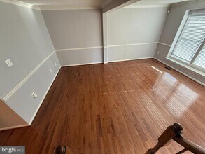 7088 Maiden Point Pl in Elkridge, MD - Building Photo - Building Photo