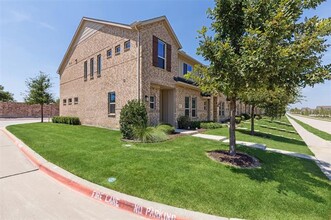 1209 Pebblebrook Dr in McKinney, TX - Foto de edificio - Building Photo