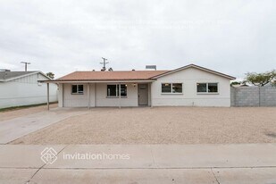 7801 E Loma Land Dr in Scottsdale, AZ - Building Photo