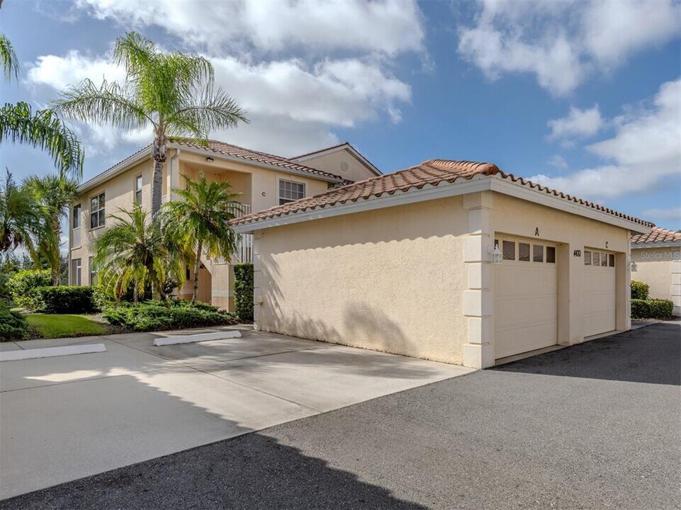 4430 Corso Venetia Blvd in Venice, FL - Building Photo