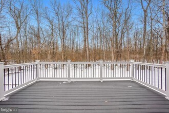 817 Falcon Dr in Upper Marlboro, MD - Building Photo - Building Photo