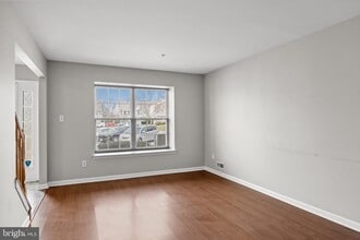 1505 Beacon Hill Dr in Gloucester Township, NJ - Building Photo - Building Photo