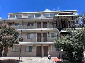 1010 W 23rd St in Austin, TX - Building Photo