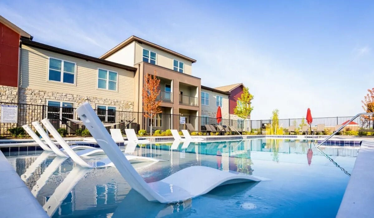 Apex at Perry Crossing in Plainfield, IN - Foto de edificio