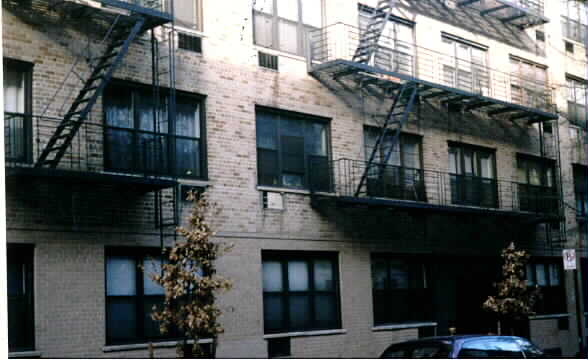 327-333 E 90th St in New York, NY - Building Photo - Building Photo