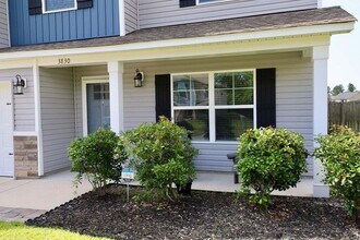 3830 Moseley Dr in Sumter, SC - Building Photo - Building Photo