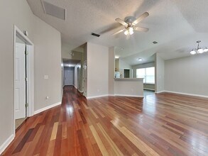 12678 Ayrshire St E in Jacksonville, FL - Foto de edificio - Building Photo