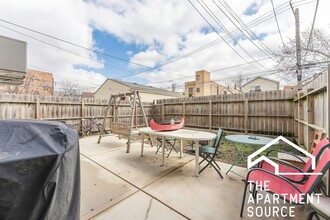 3048 N Kimball Ave in Chicago, IL - Building Photo - Building Photo