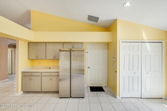 2766 Madrigal Ln in West Melbourne, FL - Building Photo - Building Photo