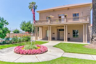 Mountain View Mansion Apartments