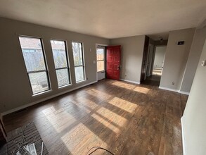 2423 Farmstead St in Wichita, KS - Building Photo - Building Photo