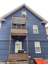 14 Walden St in Hamden, CT - Building Photo - Building Photo