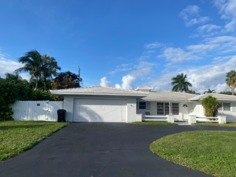 2249 NE 30th Ct in Lighthouse Point, FL - Building Photo