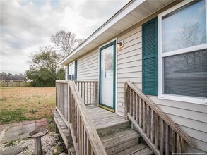 406 Britt St in Bladenboro, NC - Foto de edificio - Building Photo