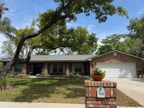 305 Sweetwater Creek Dr W in Longwood, FL - Building Photo - Building Photo